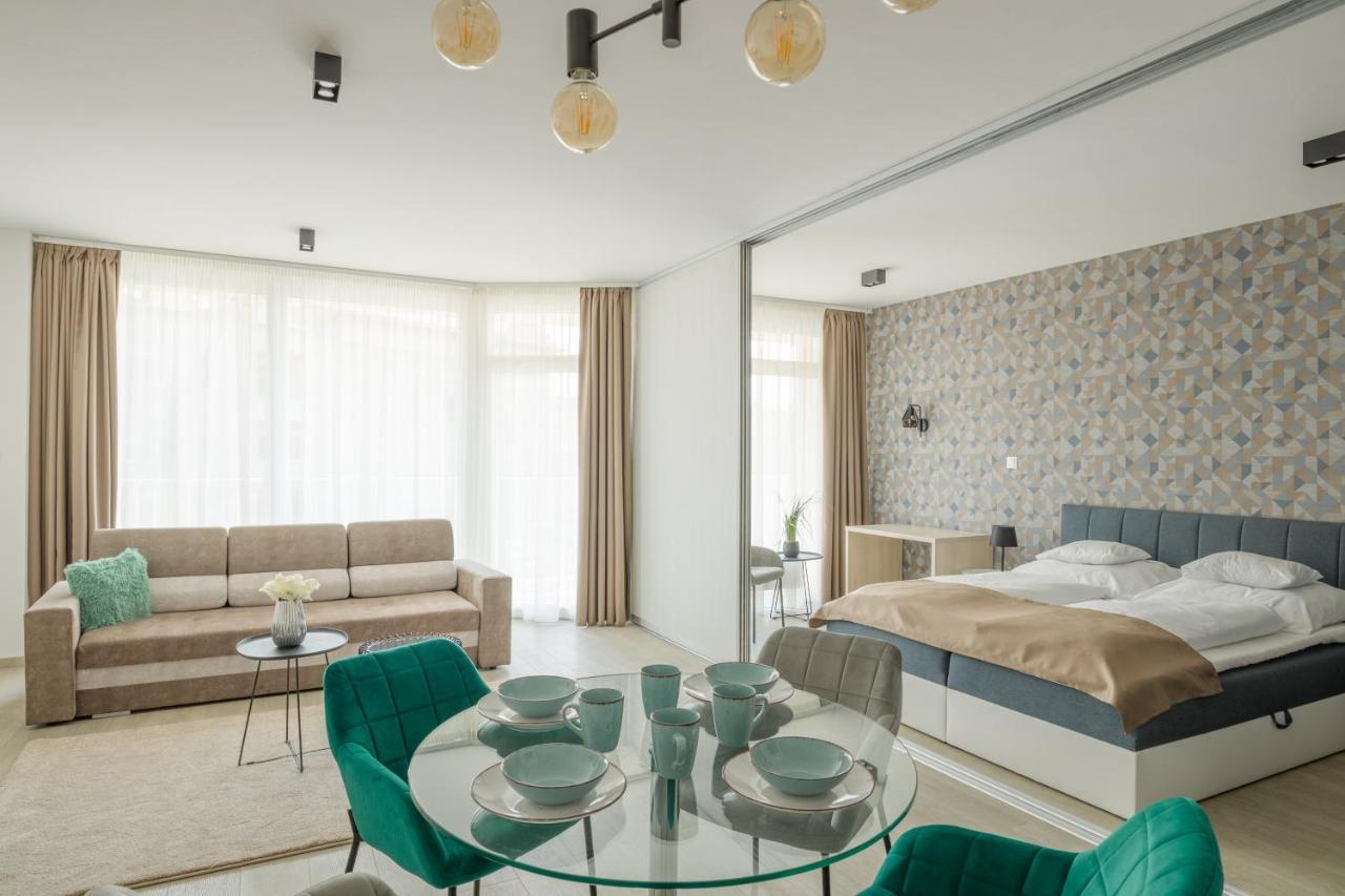 Parizs Garden Apartments Дебрецен Экстерьер фото