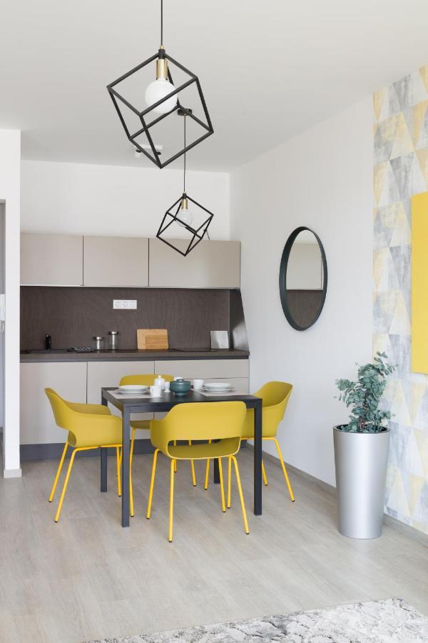 Parizs Garden Apartments Дебрецен Экстерьер фото