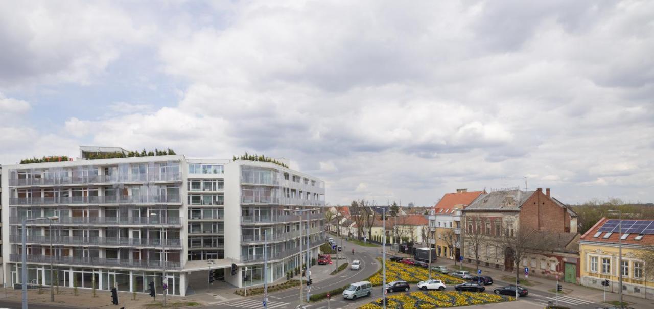 Parizs Garden Apartments Дебрецен Экстерьер фото