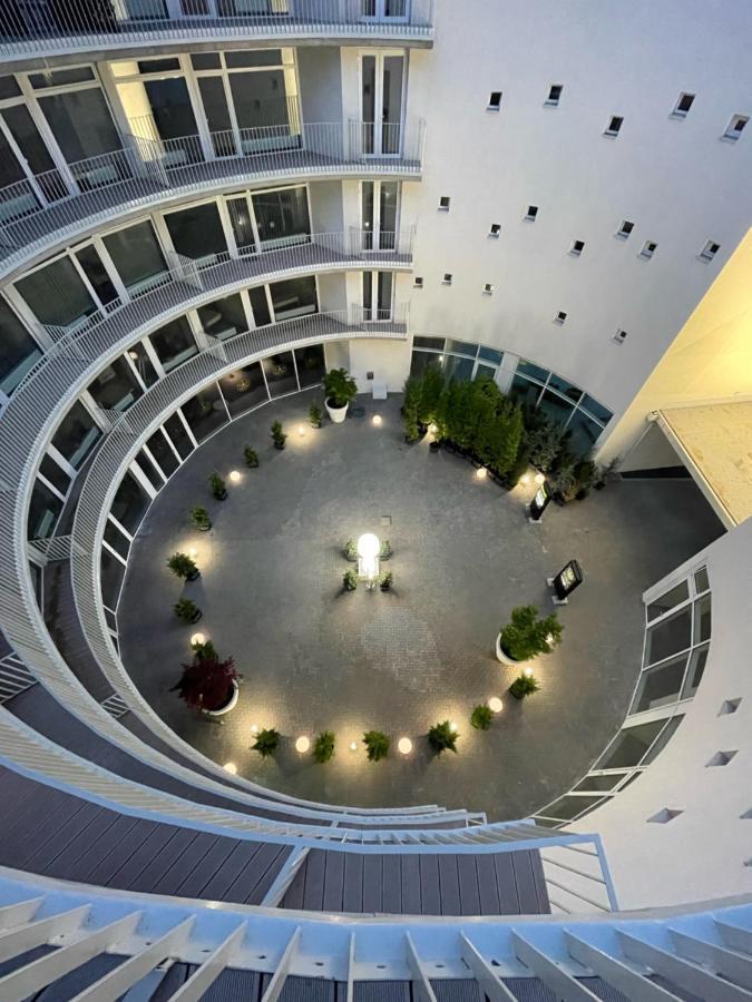 Parizs Garden Apartments Дебрецен Экстерьер фото