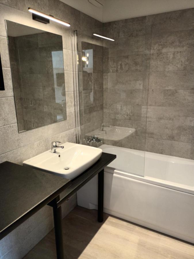 Parizs Garden Apartments Дебрецен Экстерьер фото
